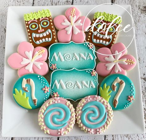 Moana Cookies Decorated, Moana Birthday Party Cake, Moana Cookies, Moana Cupcake, Moana Birthday Decorations, Moana Birthday Cake, Moana Birthday Party Theme, Moana Theme Birthday