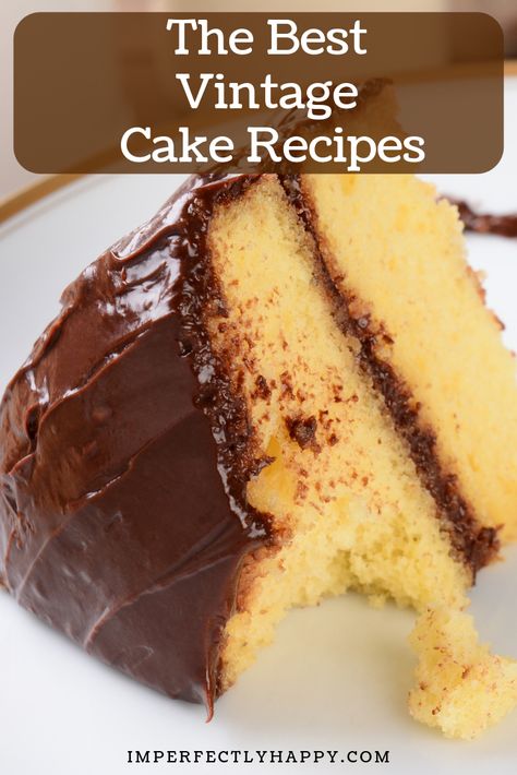 Scratch Yellow Cake Recipe, Vintage Cake Recipes, Cake Mix Recipes Homemade, Homemade Yellow Cake, Homemade Cake Mixes, Vintage Pasta, Cake With Chocolate Frosting, Moist Yellow Cakes, Resepi Biskut