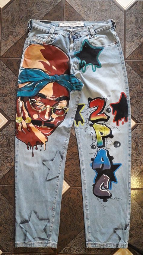 Painted Jeans Men, Spray Paint Pants, Custom Painted Clothes, Pantalones Boyfriend, Streetwear Fashion Pants, Custom Pants, Diy Pants, Hot Summer Outfits, Painted Clothes Diy