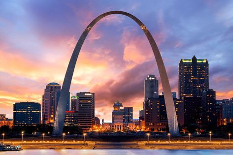 Gateway Arch, St. Louis, Missouricountryliving Spencer Aesthetic, Gateway Arch St Louis, Arch St Louis, Saint Louis Arch, St Louis Skyline, Summer Vacation Destinations, Gateway Arch, Architecture History, Famous Buildings