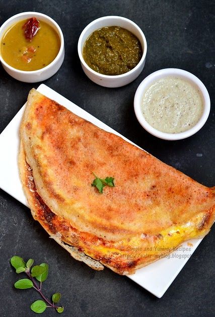 Schezwan Egg Cheese Dosa is an innovative fusion recipe that combines the South Indian and Chinese flavors. An Indo-Chinese breakfast recipe. This recipe is said to be a hit among the kids and also for the cheese lovers Egg Dosa, Cheese Dosa, Dosa Varieties, Schezwan Chutney, Chinese Breakfast, Kerala Recipes, Schezwan Sauce, Pic Video, Fusion Recipes