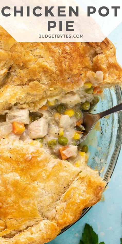 Chicken Pot Pie Roast Chicken Pie, Leftover Roast Chicken, Chicken Pie Recipe, Chicken Pot Pie Filling, Homemade Chicken Pot Pie, Pot Pie Filling, Roast Chicken Leftovers, Turkey Pot Pie, Easy Chicken Pot Pie