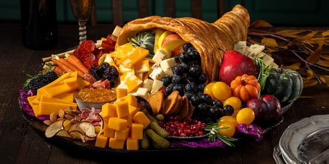 Cornucopia meets charcuterie with this updated version of a classic. We made sure to include lots of Sargento® Cheese to this horn o plenty. Horn Of Plenty Charcuterie, Cornucopia Charcuterie Board Ideas, Thanksgiving Cornucopia Charcuterie, Bread Cornucopia How To Make, Cornucopia Charcuterie Board, Cornucopia Charcuterie, Thanksgiving Board Ideas, Bread Cornucopia, Appetizer Boards