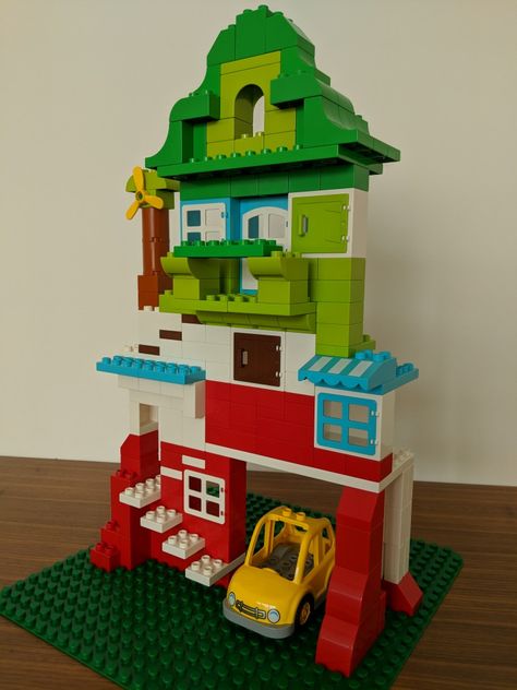 Duplo Lego Ideas, Duplo Ideas, Lego Duplo Building Ideas, Lego Builds, Duplo Builds, Lego Duplo Train, Lego Duplo Town, Lego Basic, Lego Bedroom