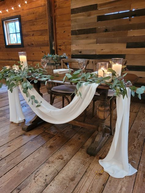 Bridge And Groom Table, Rustic Wedding Head Table Decor, Church Alter Wedding Decorations, Simple Head Table Wedding, Rustic Sweetheart Table Wedding, Eucalyptus Sweetheart Table, Wedding Main Table Decor, Trestle Table Wedding, Wedding Signing Table