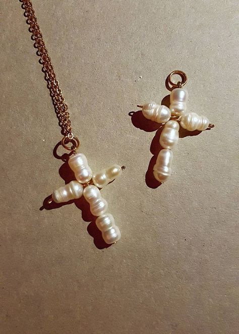 Check out this item in my Etsy shop https://www.etsy.com/listing/856517987/pearl-cross-necklace-greek-cross-pendant Handmade Cross Jewelry, Pearl Cross Pendant, Pearl Cross Earrings, Diy Pearl Rings, Diy Bag Charm, Pearl Cross Necklace, Cross Bracelets, Silversmith Jewelry, Beaded Jewelry Earrings