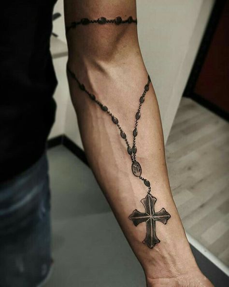 Mens Rosary Tattoo, Rosery Beads Tattoo, Tato Idea, Rosary Tattoo Arm, Bead Tattoo, Rosary Tattoo Wrist, Cross Necklace Tattoo, Roseary Tattoo, Rosary Tattoo On Hand