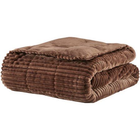 Brown Throw Blanket, Brown Blanket, Grey Throw, Bedding Brands, Cozy Throws, Antique Farmhouse, Throw Quilt, Soft Plush, Warm And Cozy