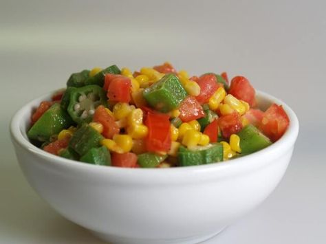 Corn With Okra And Tomatoes Hawaiian Corn, Oven Corn On The Cob, Okra And Tomato Recipe, Oven Corn, Frozen Okra, Corn On The Cob Recipe, Corn And Tomato, Cook Corn, Okra Recipe