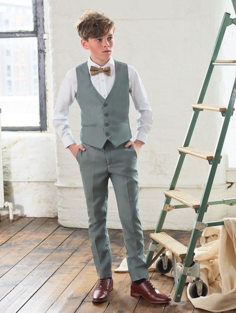 Formal Boys Outfit, Green Waistcoat, Green Page, Waistcoat Suit, Boys Formal Wear, Wedding Outfit For Boys, Quinceanera Ideas