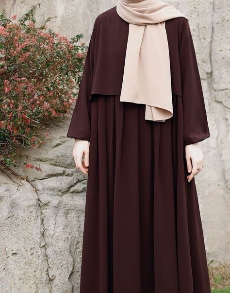 Abaya Designs Simple, Abaya Dress Design, Abaya With Hijab, Burqa Design, Simple Abaya Designs, Burqa Designs, Modest Abaya, Simple Abaya, Muslim Women Clothing