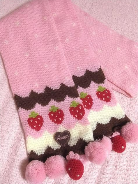 Strawberry Scarf, Mother Garden Strawberry, Sneep Snorp, Cutecore Clothes, Garden Strawberry, Bunny Princess, Mother Garden, Strawberry Stuff, Pretty Vibes