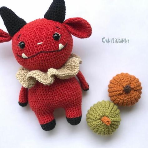 Crochet Demon, Halloween Amigurumi, Amigurumi Projects, Top Crochet Pattern, New Craft Ideas, Devil Horns, All Free Crochet, Spirit Of Halloween, Ideas Craft