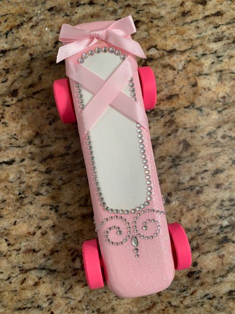 Easy Derby Car Ideas, Pinecar Derby Design, Awana Grand Prix Car Ideas Easy, Girls Pinewood Derby Cars, Barbie Pinewood Derby Car, Awana Car Designs, Girl Pinewood Derby Cars, Girl Pinewood Derby Car Ideas, Pine Wood Derby Car Ideas