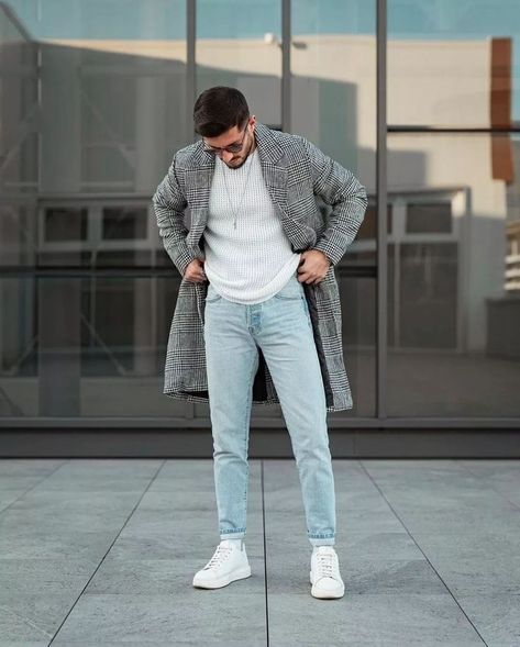 Men’s Casual Outfits for the Perfect Birthday Party Casual Birthday Outfit, Party Outfit Men, Casual Outfit Ideas, Perfect Birthday Party, Smart Casual Wear, Men With Street Style, Stylish Men Casual, Hipster Mens Fashion, Men Stylish Dress