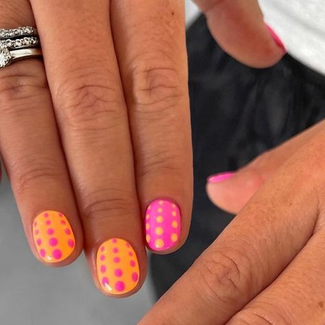 peachi nails on Instagram: "pink & orange dots 💗🧡 this colour combo has been so popular lately and we’re here for it! 🔥 - - - - - - #peachinails #nails #nailart #naildesign #nailitdaily #nailpolish #gelpolish #salon #beautysalon #beauty #makeup #cosmetics #fashion #colour #color #smallbusiness #perth" Orange Polka Dot Nails, Spotty Nails, Pink And Orange Nails, Orange Dots, Polka Dot Nails, Dots Nails, Colour Combo, Orange Nails, Blue Dot