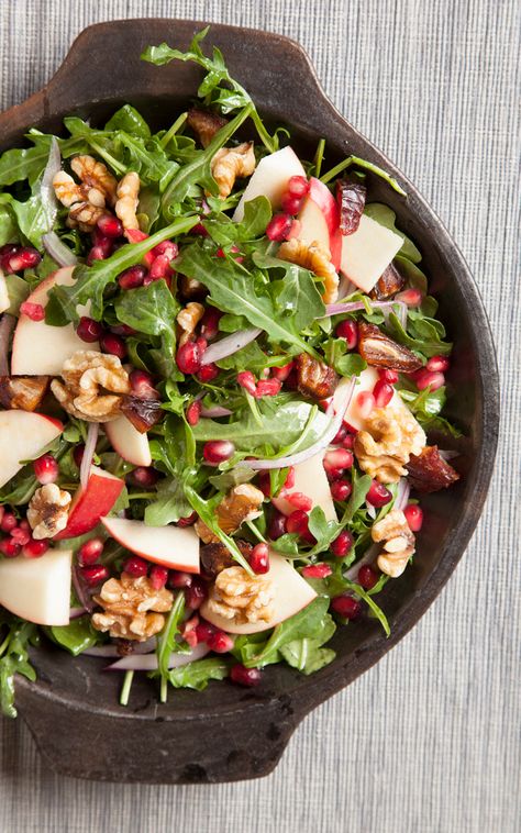 Rosh Hashanah Dinner, Date Salad, Pomegranate Benefits, Rosh Hashana Recipes, Rosh Hashanah Recipes, Jewish Holiday Recipes, Pomegranate Recipes, High Holidays, Rosh Hashana