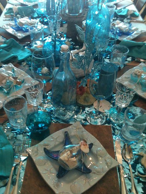 Make it Delightful!: Beach Themed Party Themed Dinner Party, Aquarium Wedding, Prom Themes, Themed Dinner, Underwater Theme, Sea Wedding, Dinner Party Themes, Island Theme, Prom Theme