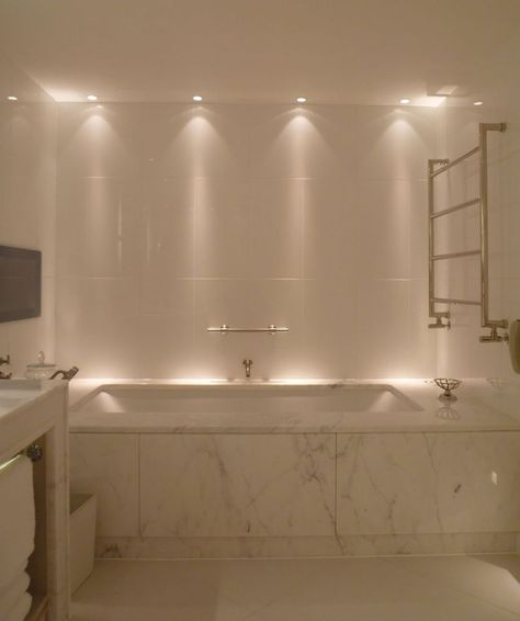 Best Bathroom Lighting, Bathroom Lighting Design, Relaxing Bathroom, Bathtub Remodel, Decor Ikea, Bad Inspiration, Bathroom Light, Renovation Design, Bad Design