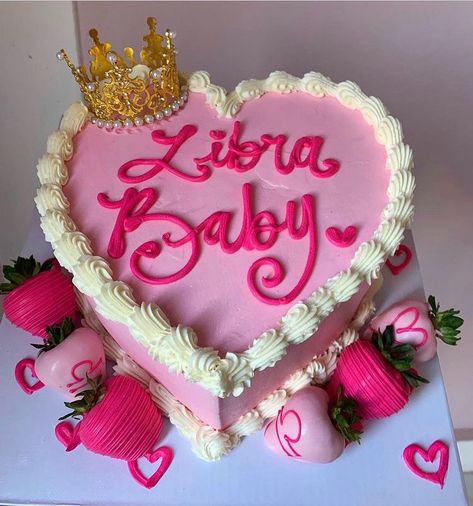 Libra Cake Designs, Baddie Birthday Cake Ideas, Boujee Cake, Libra Cake Ideas, Gemini Cake Ideas, Boujee Birthday Cake, Libra Birthday Cake, 23rd Birthday Ideas, Libra Cake