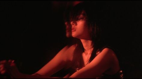 Michelle Reis Fallen Angels, Michelle Reis, Fallen Angels 1995, Filmmaking Inspiration, Smells Like Teen Spirit, Fallen Angels, Movie Shots, Dream Pop, Grunge Room