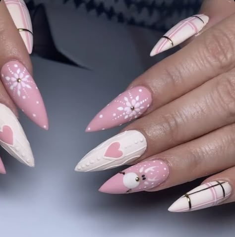 Christmas Pink Nails Almond, Xmas Pink Nails, Pink Red And White Christmas Nails, Almond Christmas Nails Pink, Christmas Nail Inspo Pink, Pink Winter Nails Almond, Sweater Nails Almond, Pink Christmas Nails Almond, Pink Xmas Nails