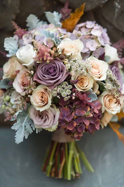 September Bouquet, Loose Bouquet, Fall Wedding Bouquet, Vowel Renewal, Boho Ideas, Fall Purple, Fall Wedding Color Palette, Round Bouquet, Bridal Bouquet Fall