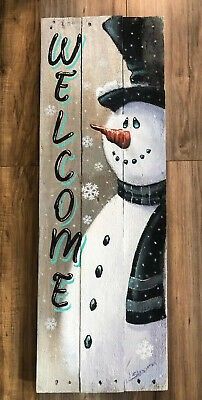 Christmas On Canvas Painting, Barn Wood Crafts Sculptures & Statues, Snowmen Porch Leaners, Snowman Paintings Easy, Painting Porch Leaners, Holiday Porch Leaner, Christmas Pallet Painting, Santa Porch Leaner, Crafts With Pallet Wood