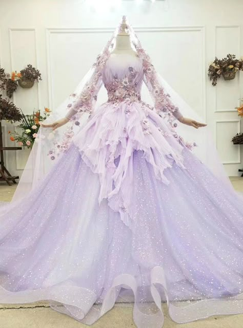 Light Purple Wedding Dress, Purple Ball Gown, डिजाइनर कपड़े, Baju Kahwin, Haute Couture Wedding Dress, Purple Wedding Dress, Pink Ball Gown, White Ball Gowns, Blue Ball Gowns