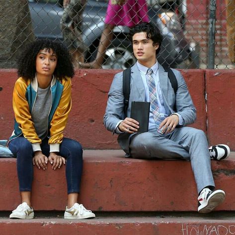 Yara Shahidi and Charles Melton filming ‘The Sun is Also A Star’ in Chinatown The Sun Is Also A Star Aesthetic, The Sun Is Also A Star, Nicola Yoon Books, Sun Is Also A Star, Blasian Couples, Ema Ema, Charles Melton, Conner Kent, Nicola Yoon