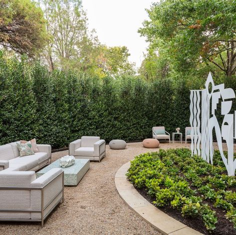 kips bay dallas 2023 melissa gerstle front landscape Front Landscape, The Shade Store, Show House, Shade Store, Backyard Privacy, Artistic Tile, Front Landscaping, Tropical Landscaping, Landscape Projects