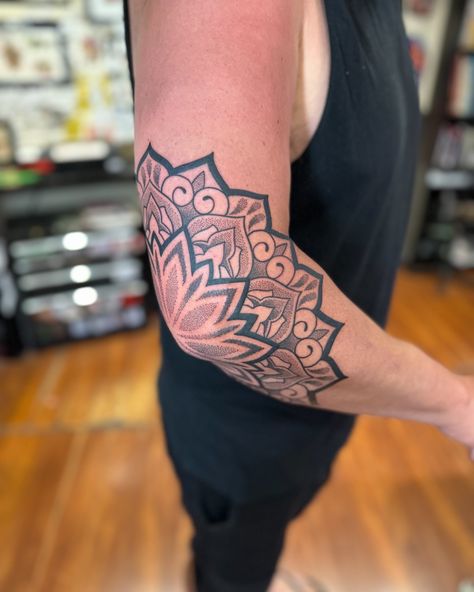 Brendan’s elbow mandala made yesterday @whistlerstreettattoo. Thanks again!! - Bookings always open, please use the contact page on my website. - Made using only the best @metrixtattoo @bamboogoo.au - - #geometrictattoo #ornamentaltattoo #mandalatattoo #dotworktattoo #mandala #sydney #australia Mandala Elbow Tattoo, Mandala Elbow, Elbow Tattoo, Contact Page, Sydney Australia, My Website, Sydney, Australia