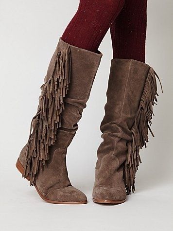 Fringe boots Fringed Boots, Free People Clothing Boutique, Free People Clothing, Fringe Boots, Shoe Inspo, Shoe Obsession, Dream Shoes, Clothing Boutique, Shoe Style