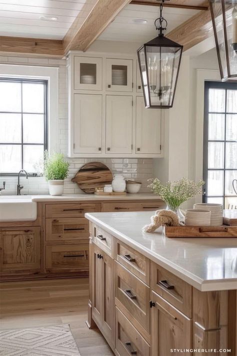 Modern Kitchen With Wooden Cabinets, New House Color Scheme, Modern Farmhouse Cottage Kitchen, Wooden Farmhouse Kitchen, Modern Farmhouse Kitchen With Island, Farmhouse Shaker Kitchen Cabinets, Traditional Farmhouse Interior Design, Farmhouse Kitchen Color Scheme Ideas, Kitchen Ideas With Wood Cabinets