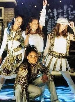 Top 20 Outfits Worn By Raven-Symoné In The Cheetah Girls Movies Cheetah Girls Outfits, Cheetah Girls Aesthetic, Cheeta Girls, Channel Outfits, 20 Outfits, Raven Symone, The Cheetah Girls, Girls Y2k, 2000s Fashion Trends