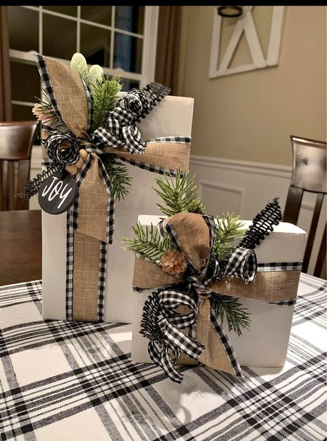 Christmas Decoration Ideas For Home, Rustic Gift Wrapping, Christmas Present Wrap, Christmas Wrapping Diy, Ideas Christmas Decoration, Living Room Christmas Decor Ideas, Room Christmas Decor Ideas, Christmas Gift Wrapping Diy, Pretty Gift Wrapping Ideas