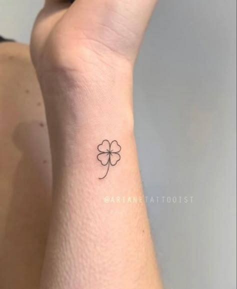 Watercolor Clover Tattoo, Clover Minimalist Tattoo, Small Four Leaf Clover Tattoo, Quadrifoglio Tattoo, Magnet Tattoo, Leaf Clover Tattoo, Four Leaf Clover Tattoo, Clover Tattoo, Cool Nature