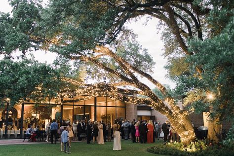 Wedding Planning Checklist Budget, Houston Wedding Venues, Houston Parks, Explore Houston, Hermann Park, Wedding Day Tips, Intimate Wedding Venues, Wedding Venue Houston, Houston Photography