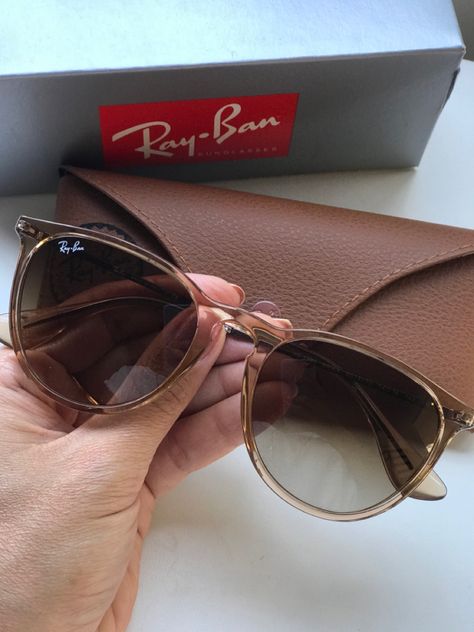 Chic Anti-reflective Wayfarer Sunglasses, Ray Ban Caravan, Ray Ban New Caravan, Ray Ban Erika, Ray Ban Outlet, Ray Ban 3447, Sunglasses Case, Ray Bans, Sunglasses