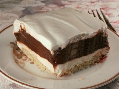 Four Layer Delight Four Layer Delight, Chocolate Pudding Desserts, Seafood Stew Recipes, Layered Desserts, Chocolate Delight, A Piece Of Cake, Pudding Desserts, Köstliche Desserts, Piece Of Cake