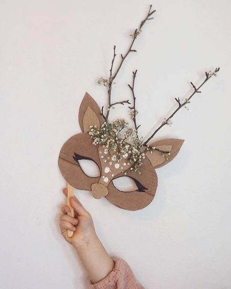 Diy Reindeer, Leaf Art Diy, Cardboard Mask, Masks Crafts, Spring Kids, Paper Collage Art, Children's Mask, Glitter Letters, Carnival Masks