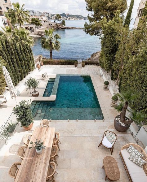 Pool at the ocean in Mallorca, Spain Pool And Patio, Mediterranean Aesthetic, Archi Design, Mediterranean Decor, World Of Interiors, Pool Designs, Backyard Pool, Summer House, Exterior Design