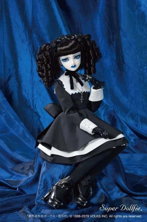 Malice Mizer, Kei Visual, Living Dead Dolls, Gothic Dolls, Anime Dolls, Doll Repaint, Monster High Dolls, Pretty Dolls, Manado