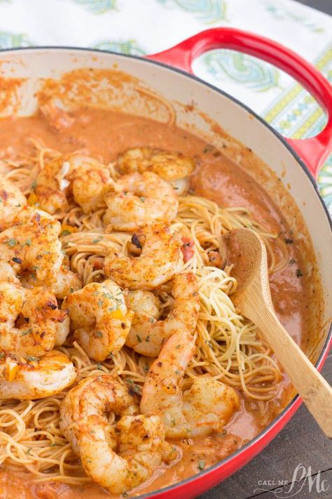 Shrimp And Tuna Recipes, Tuna And Shrimp Recipes, Scallop And Shrimp Pasta, Nola Food, Creamy Shrimp Pasta, Tomato Cream Sauce, Hot Tuna, Cajun Shrimp Pasta, New Orleans Recipes