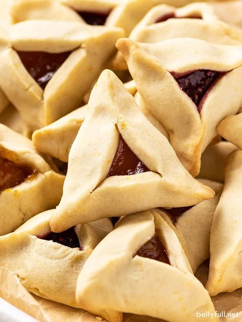 Hamantaschen Cookies Hannukah Dessert Ideas, Humantashin Recipe, Hannakuh Cookies, Hamatashin Cookies, Jewish Cookies Recipes, Hamantashen Cookies, Hamentashen Recipe, Jewish Cookies, Jewish Desserts