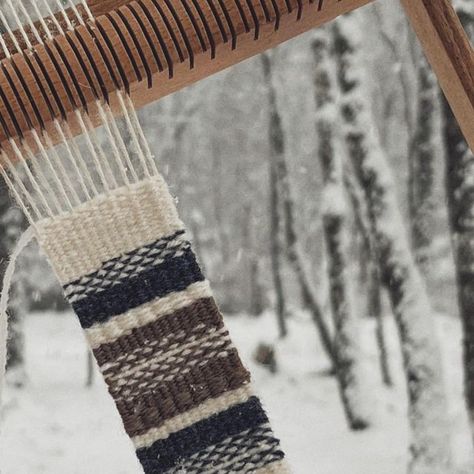 Cabin Woven on Instagram: "Snow day bookmark weaving ❄️" Woven Bookmarks Diy, Diy Woven Bookmark, Weave Bookmark, Paper Weaving Bookmark, Hand Woven Bookmarks, Bookmark Weaving, Woven Bookmarks, Embroidery Textiles, Weaving Embroidery