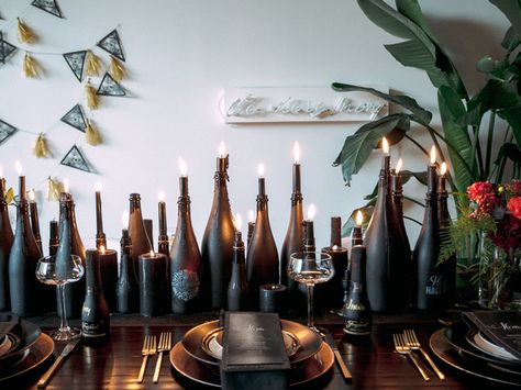 Black magic (aka candles). | 13 Things Needed To Keep Your Halloween Party Classy AF Halloween House Party Decorations, Classy Halloween Party, Adult Halloween Party Decorations, Halloween Chic, Table Halloween, Halloween Decor Diy, Classy Halloween, Halloween Fest, Halloween Party Dinner