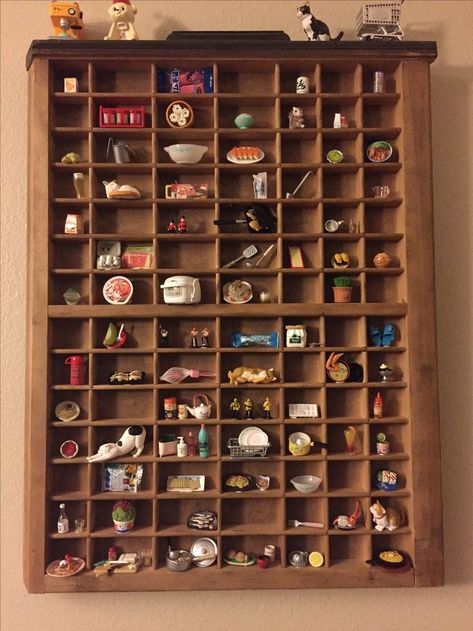 Letterpress drawer Trinket Shelf, Drawer Ideas, Curio Collection, Nerdy Decor, Shadow Box Memory, Drawer Decor, Husker Du, Knick Knack Shelf, Souvenir Display