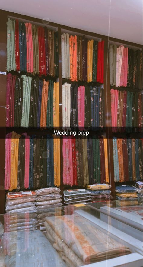 Wedding Preparation Snapchat Story, Wedding Food Snapchat Story, Wedding Shopping Snap, Wedding Preparations Snap, Shaadi Aesthetic Snaps, Shaadi Snapchat Story, Baat Pakki Snapchat, Fake Indian Wedding Snaps, Wedding Vibes Snapchat Story