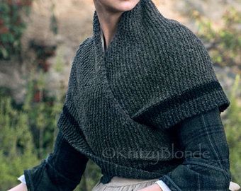 Outlander Inspired Claire Rent Shawl Triangle Tweed Highlands Wool, 4 Color Options, Made to Order Outlander Knitting Patterns, Outlander Knitting, Knitted Shawl, Triangle Shawl, Knit Art, Claire Fraser, Knitting Needles Sizes, Triangle Shawls, Shawl Knitting Patterns